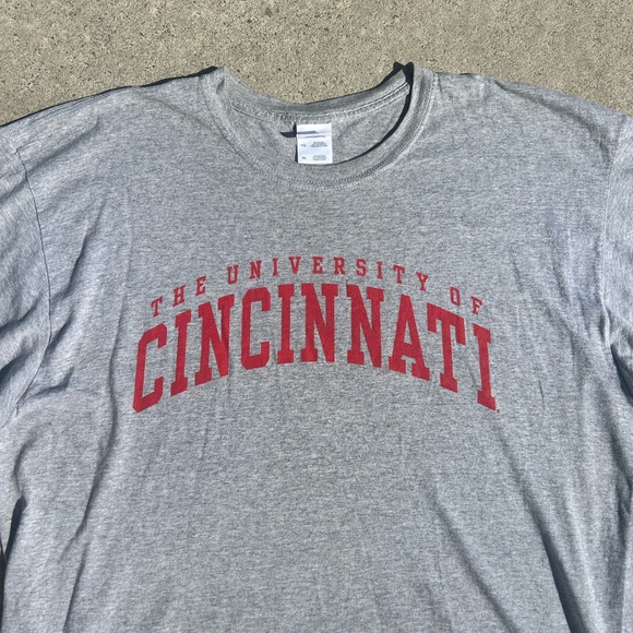U of Cincinnati Tee - Picture 4 of 6